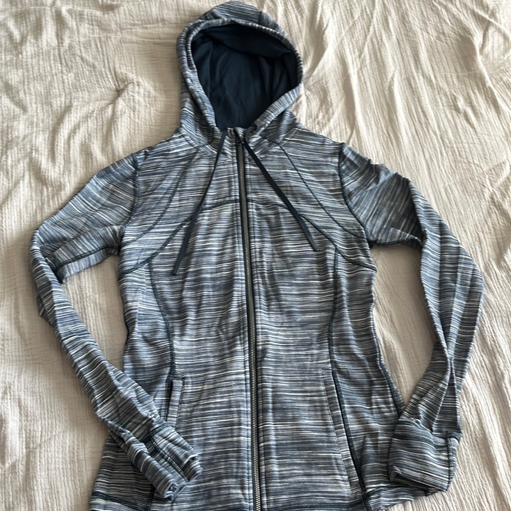 Lulu define jacket